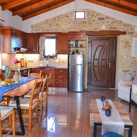Villa Anastasia Luxe With Top Wifi, Bbq & Amazing Views Kíszamosz Kültér fotó