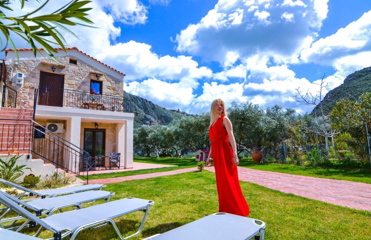 Villa Anastasia Luxe With Top Wifi, Bbq & Amazing Views Kíszamosz Kültér fotó