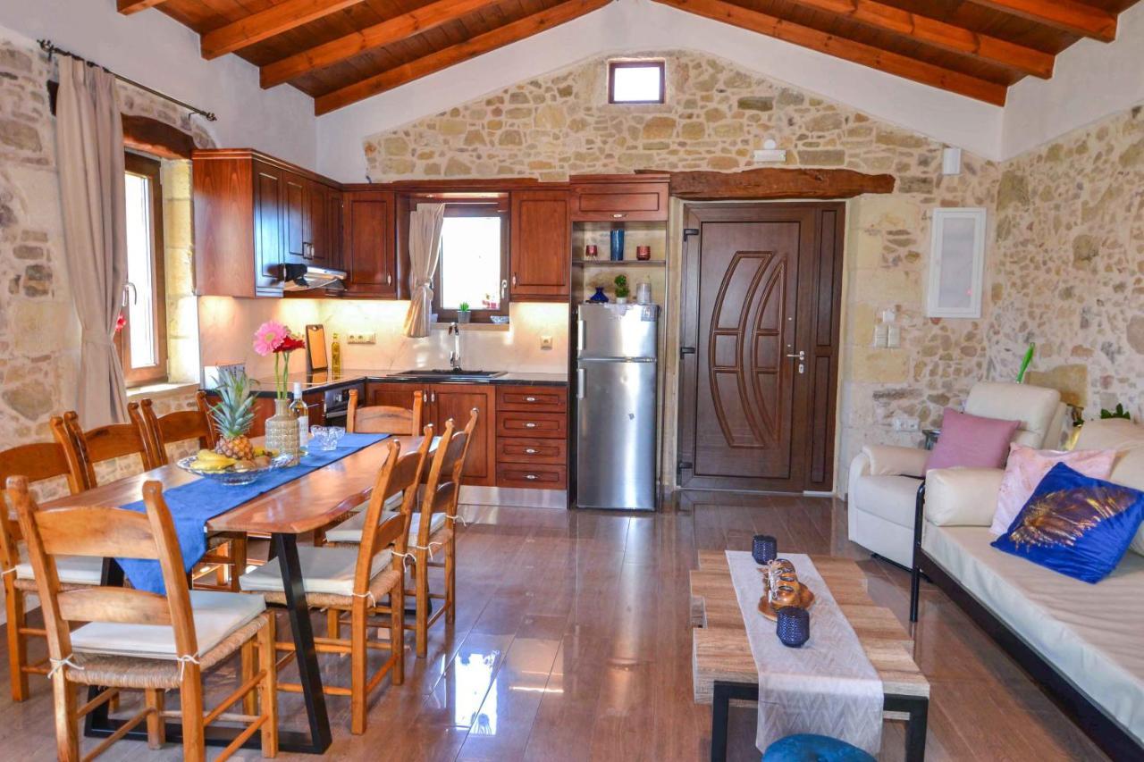Villa Anastasia Luxe With Top Wifi, Bbq & Amazing Views Kíszamosz Kültér fotó