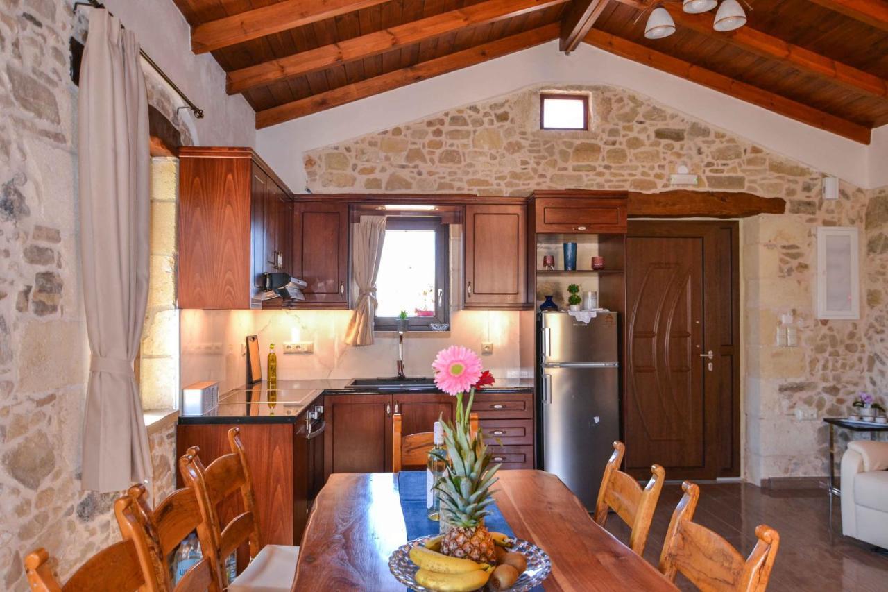 Villa Anastasia Luxe With Top Wifi, Bbq & Amazing Views Kíszamosz Kültér fotó