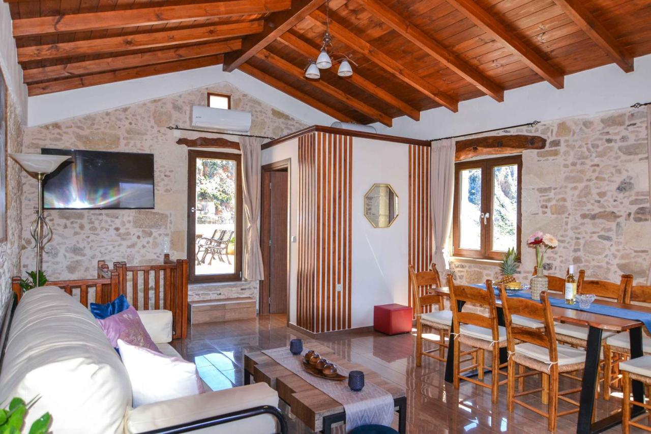 Villa Anastasia Luxe With Top Wifi, Bbq & Amazing Views Kíszamosz Kültér fotó