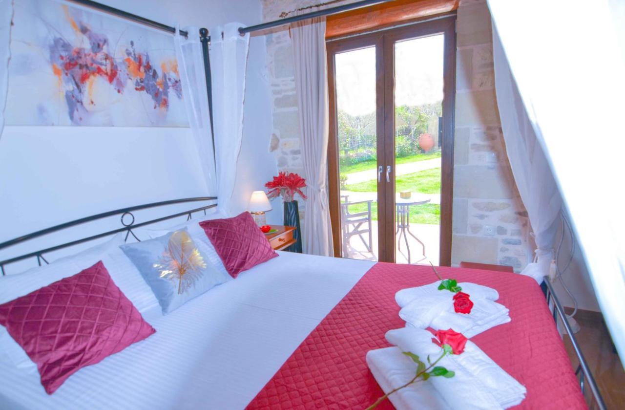 Villa Anastasia Luxe With Top Wifi, Bbq & Amazing Views Kíszamosz Kültér fotó
